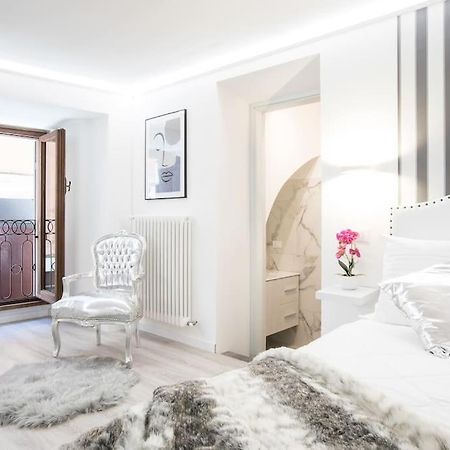 My Piazza Navona Jacuzzi Suite -Topcollection Rome Extérieur photo